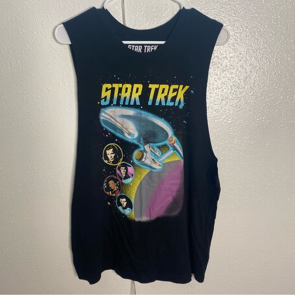 Star Trek tank top. - Picture 2 of 9